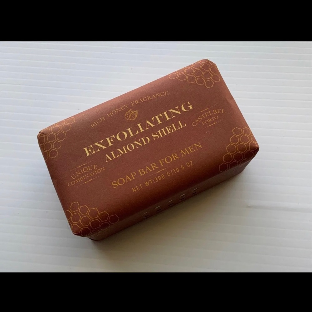 CASTELBEL rich honey fragranced soap bar for men